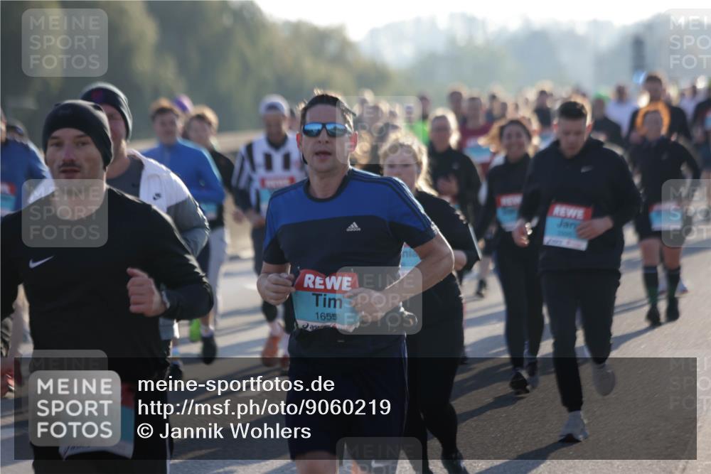 03.10.2025 - Köhlbrandbrückenlauf Jannik Wohlers http://msf.ph/oto/9060219 03.10.2025 09:22:33 Position 3 1877, 1655 meine-sportfotos.de