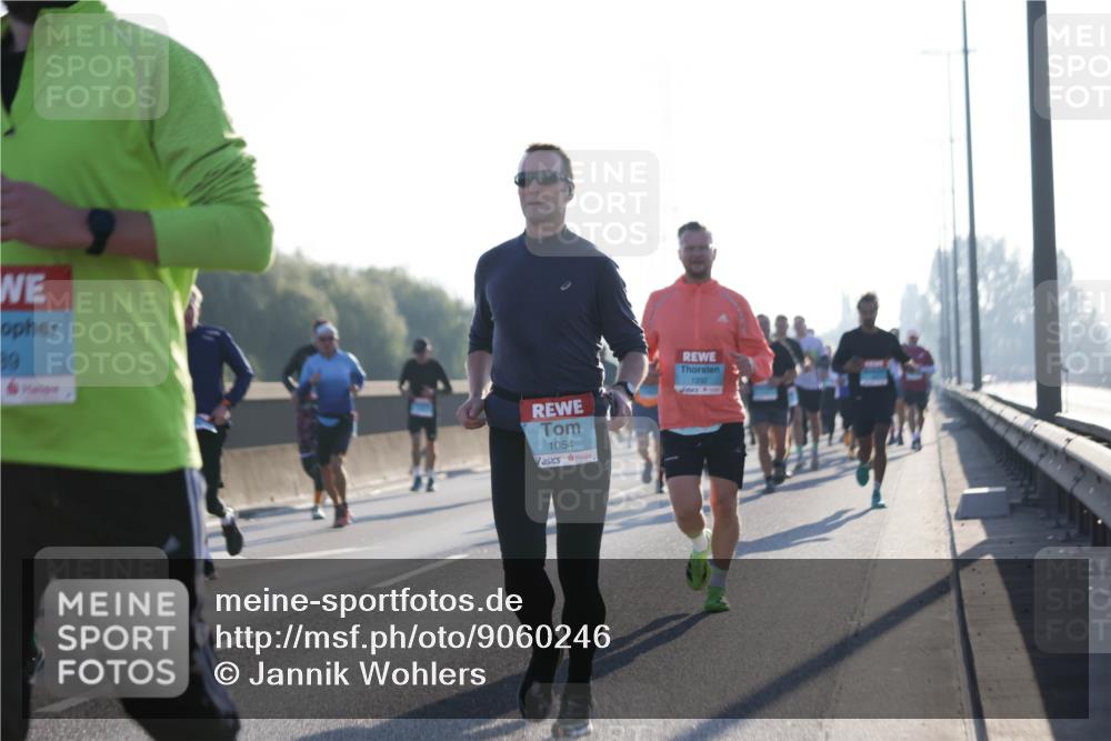 03.10.2025 - Köhlbrandbrückenlauf Jannik Wohlers http://msf.ph/oto/9060246 03.10.2025 09:14:43 Position 3 1054, 1292 meine-sportfotos.de