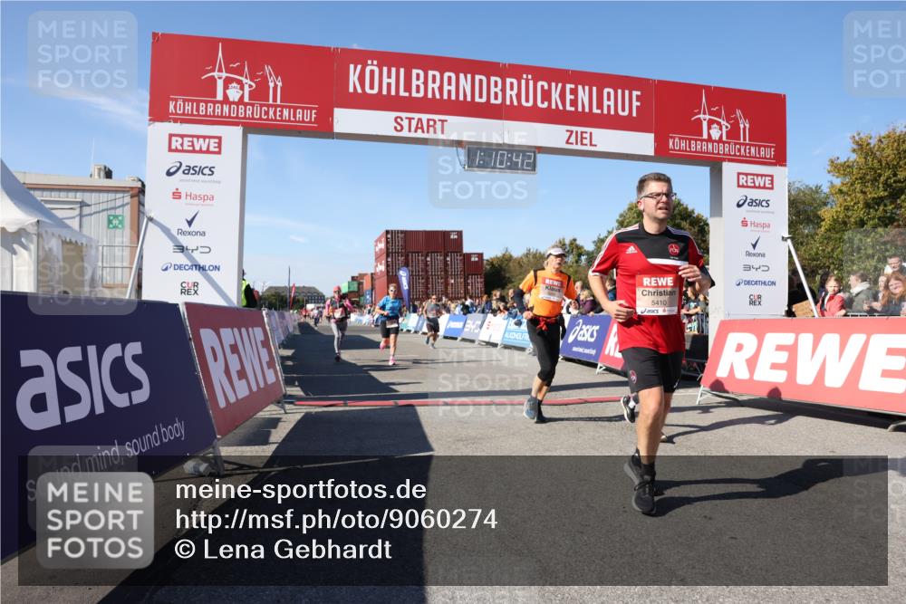 03.10.2025 - Köhlbrandbrückenlauf Lena Gebhardt http://msf.ph/oto/9060274 03.10.2025 13:10:43 Ziel 4081, 4386, 4412, 4488, 4514, 5229, 5383, 5410, 5738, 5753, 5889, 6177, 6269, 6273, 6779 meine-sportfotos.de