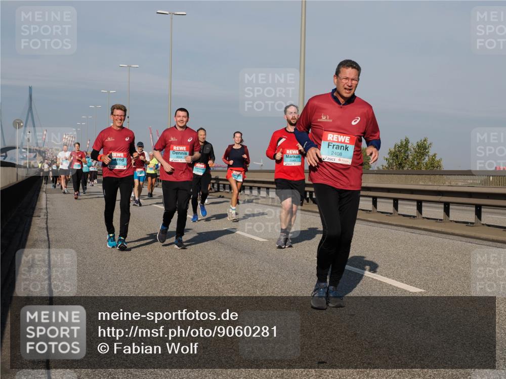 03.10.2025 - Köhlbrandbrückenlauf Fabian Wolf http://msf.ph/oto/9060281 03.10.2025 10:05:10 Position 3 2049, 2408 meine-sportfotos.de