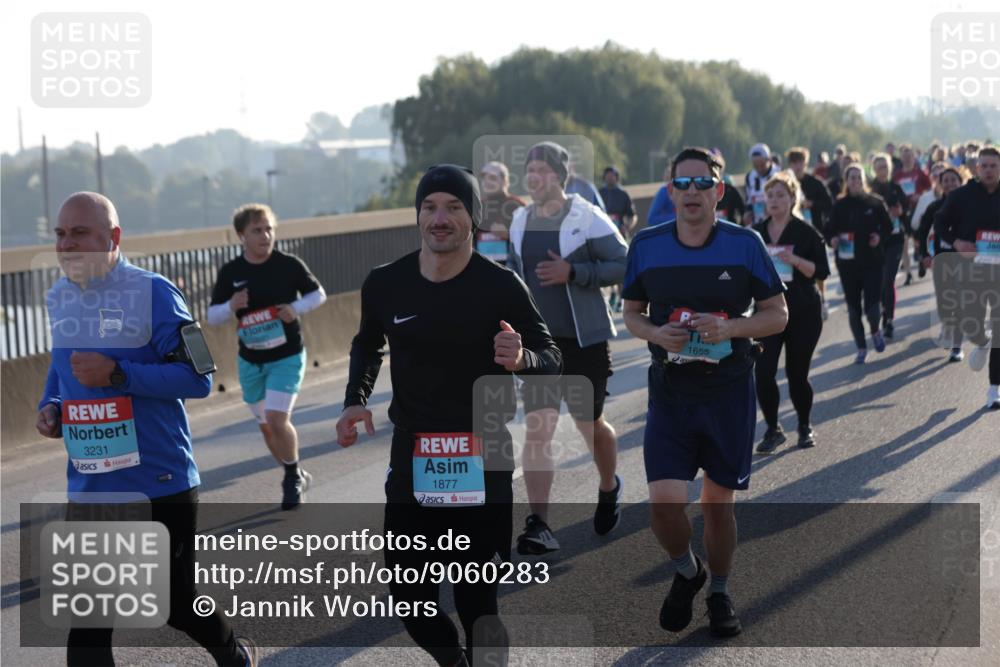 03.10.2025 - Köhlbrandbrückenlauf Jannik Wohlers http://msf.ph/oto/9060283 03.10.2025 09:22:34 Position 3 3231, 1877, 1655 meine-sportfotos.de