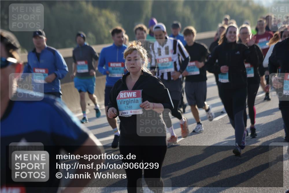 03.10.2025 - Köhlbrandbrückenlauf Jannik Wohlers http://msf.ph/oto/9060299 03.10.2025 09:22:35 Position 3 1748 meine-sportfotos.de