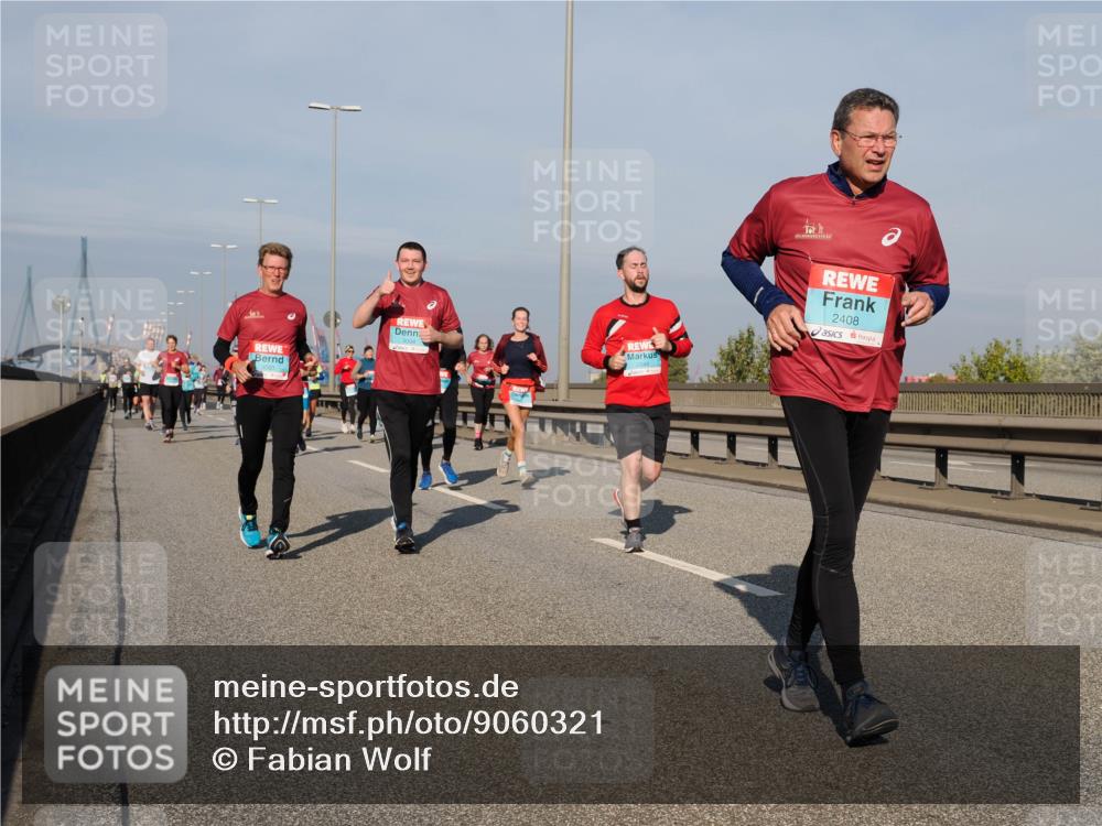 03.10.2025 - Köhlbrandbrückenlauf Fabian Wolf http://msf.ph/oto/9060321 03.10.2025 10:05:11 Position 3 2408, 3003 meine-sportfotos.de