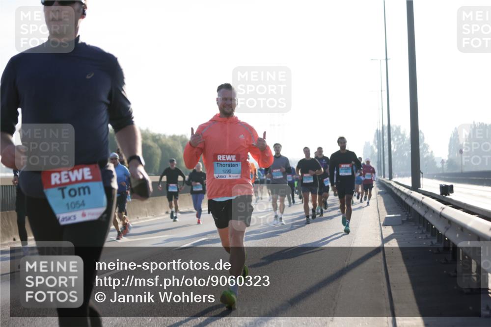 03.10.2025 - Köhlbrandbrückenlauf Jannik Wohlers http://msf.ph/oto/9060323 03.10.2025 09:14:45 Position 3 1054, 1292 meine-sportfotos.de