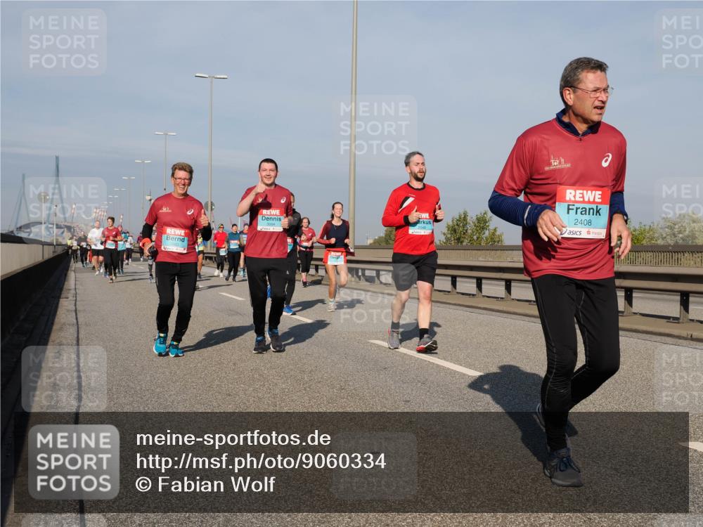 03.10.2025 - Köhlbrandbrückenlauf Fabian Wolf http://msf.ph/oto/9060334 03.10.2025 10:05:11 Position 3 2049, 2408 meine-sportfotos.de