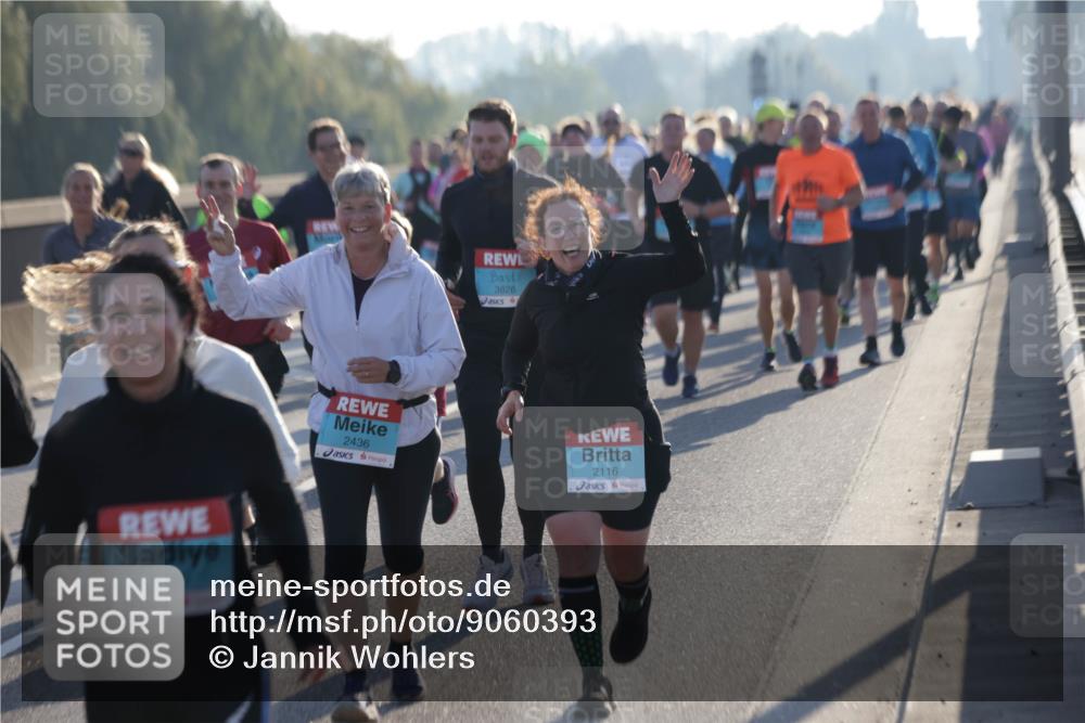 03.10.2025 - Köhlbrandbrückenlauf Jannik Wohlers http://msf.ph/oto/9060393 03.10.2025 09:22:38 Position 3 1940, 3826, 2436, 2116 meine-sportfotos.de