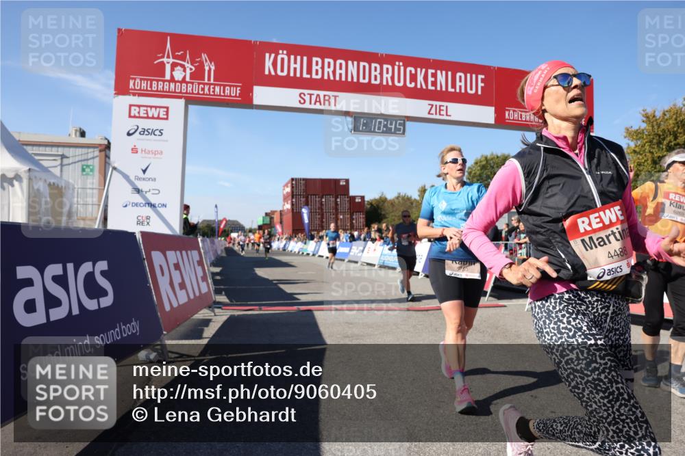 03.10.2025 - Köhlbrandbrückenlauf Lena Gebhardt http://msf.ph/oto/9060405 03.10.2025 13:10:46 Ziel 4081, 4412, 4488, 4514, 5410, 5753, 5791, 6269, 6273 meine-sportfotos.de