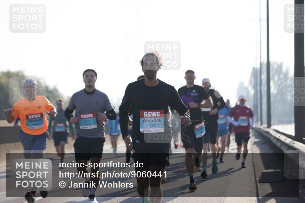 03.10.2025 - Köhlbrandbrückenlauf Jannik Wohlers http://msf.ph/oto/9060441 03.10.2025 09:14:47 Position 3 3817, 1550 meine-sportfotos.de