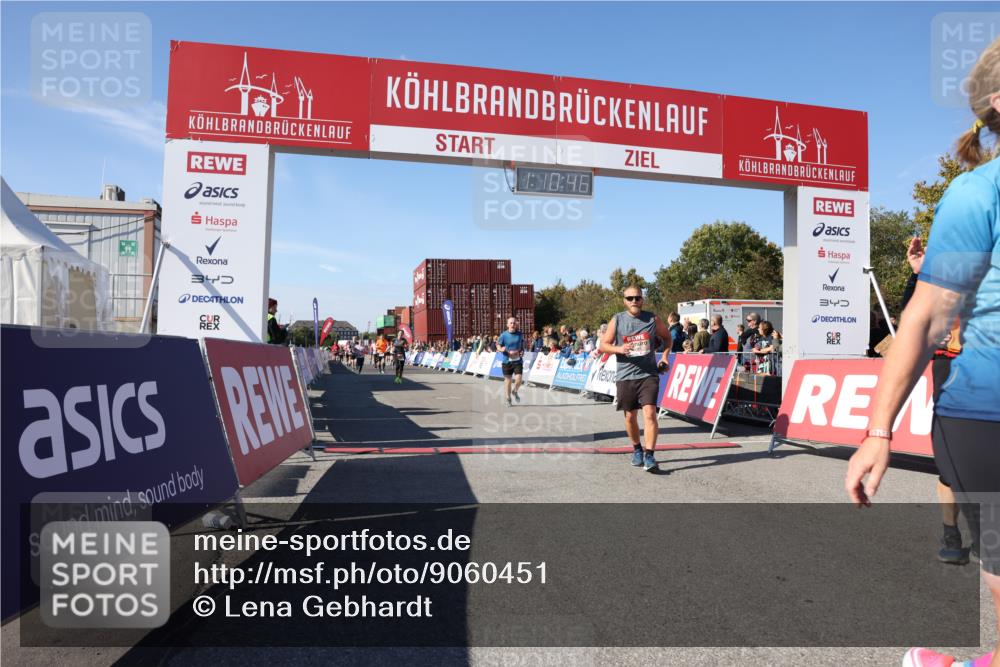 03.10.2025 - Köhlbrandbrückenlauf Lena Gebhardt http://msf.ph/oto/9060451 03.10.2025 13:10:47 Ziel 4081, 4352, 4401, 4412, 4488, 4514, 5410, 5753, 5791, 6269, 6273 meine-sportfotos.de