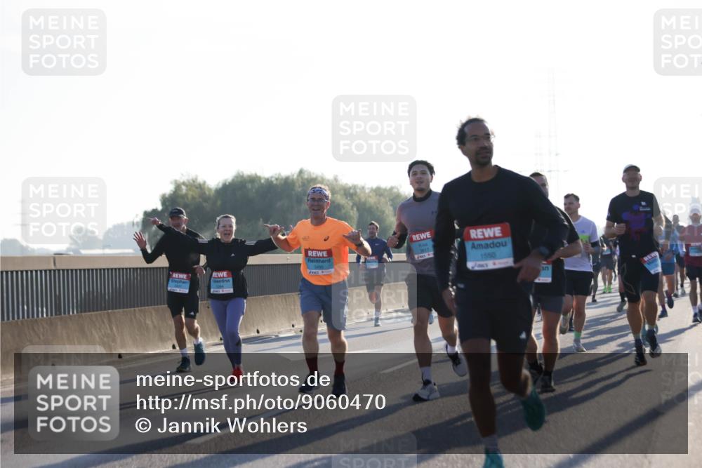 03.10.2025 - Köhlbrandbrückenlauf Jannik Wohlers http://msf.ph/oto/9060470 03.10.2025 09:14:48 Position 3 3817, 1550 meine-sportfotos.de