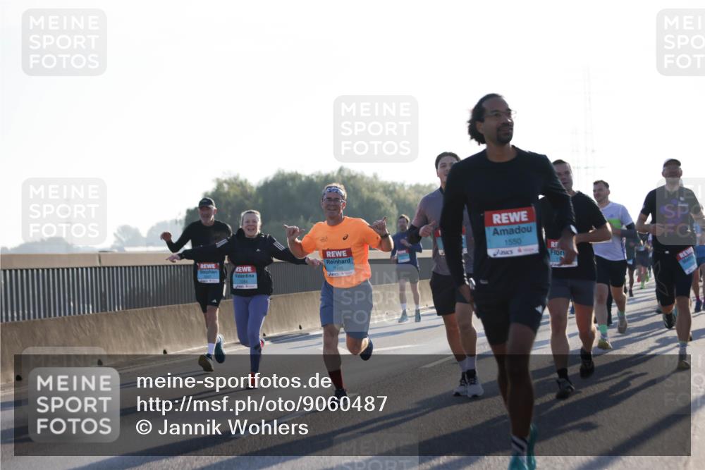 03.10.2025 - Köhlbrandbrückenlauf Jannik Wohlers http://msf.ph/oto/9060487 03.10.2025 09:14:48 Position 3 1284, 3495, 1550 meine-sportfotos.de