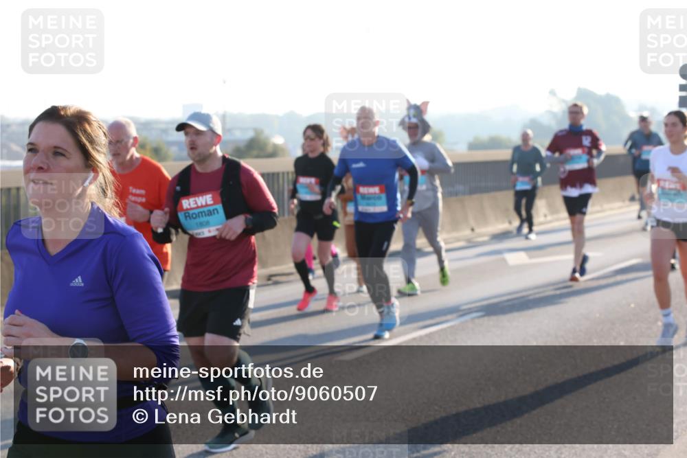 03.10.2025 - Köhlbrandbrückenlauf Lena Gebhardt http://msf.ph/oto/9060507 03.10.2025 09:19:19 Position 1 103, 1808 meine-sportfotos.de