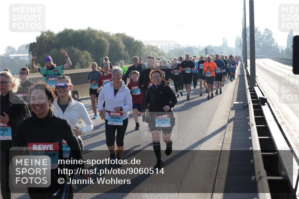 03.10.2025 - Köhlbrandbrückenlauf Jannik Wohlers http://msf.ph/oto/9060514 03.10.2025 09:22:40 Position 3 218, 1940, 2436, 2116 meine-sportfotos.de