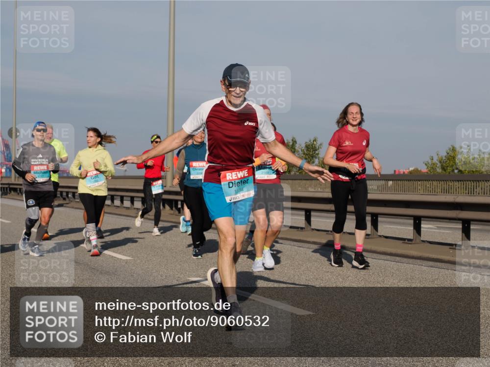 03.10.2025 - Köhlbrandbrückenlauf Fabian Wolf http://msf.ph/oto/9060532 03.10.2025 10:05:17 Position 3 1717, 229, 1984 meine-sportfotos.de