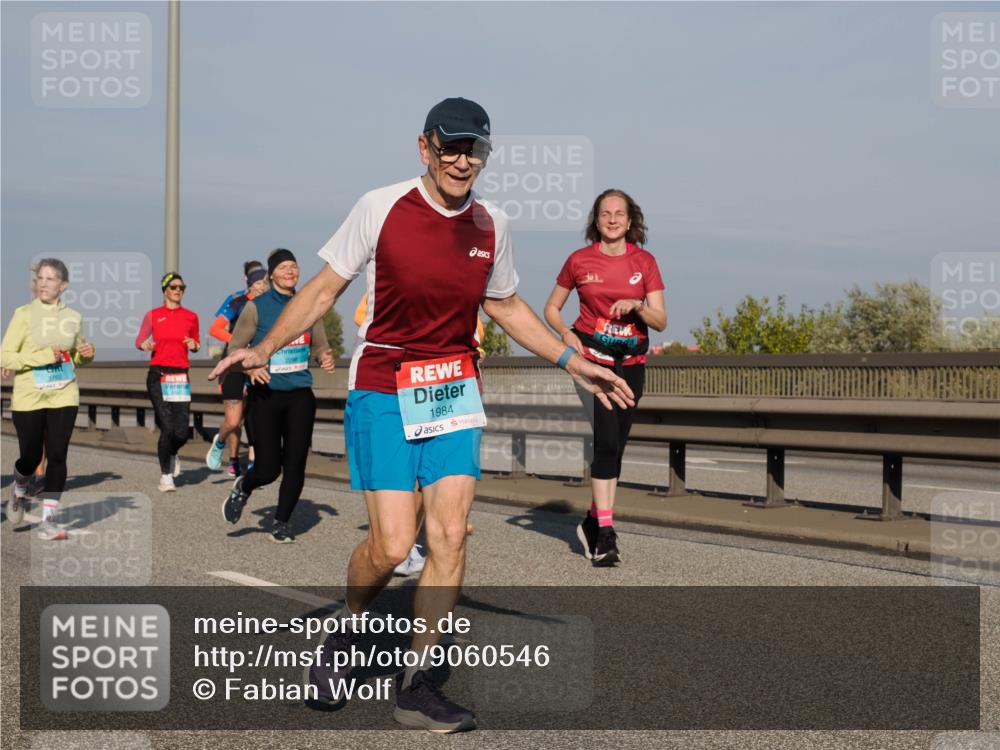 03.10.2025 - Köhlbrandbrückenlauf Fabian Wolf http://msf.ph/oto/9060546 03.10.2025 10:05:17 Position 3 1984 meine-sportfotos.de