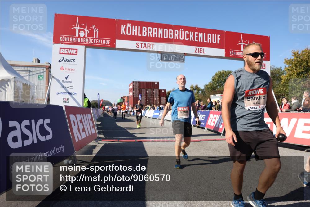 03.10.2025 - Köhlbrandbrückenlauf Lena Gebhardt http://msf.ph/oto/9060570 03.10.2025 13:10:50 Ziel 4081, 4352, 4401, 4412, 4488, 4689, 4862, 5410, 5753, 5791, 6269, 6273, 6274 meine-sportfotos.de