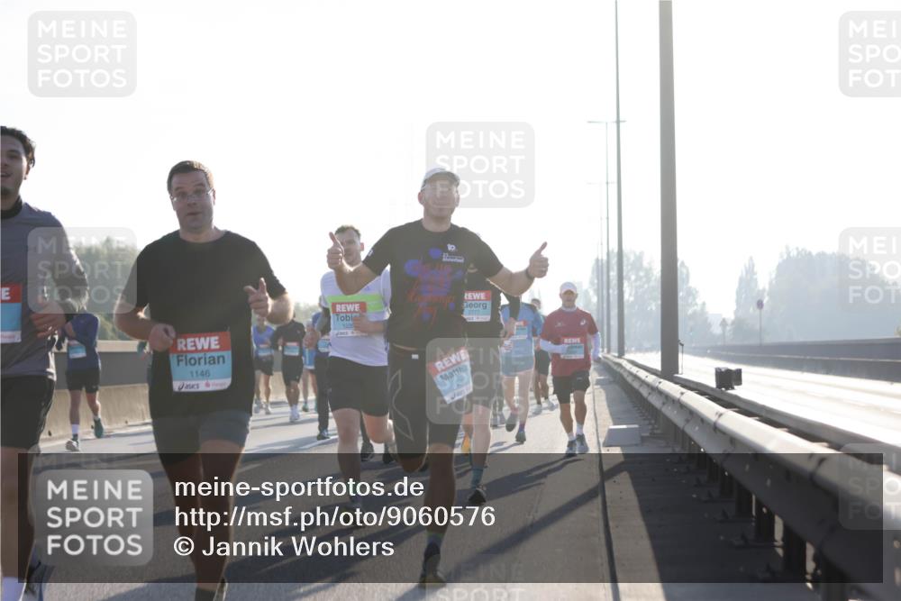03.10.2025 - Köhlbrandbrückenlauf Jannik Wohlers http://msf.ph/oto/9060576 03.10.2025 09:14:49 Position 3 10, 1146, 1226, 2777, 292 meine-sportfotos.de