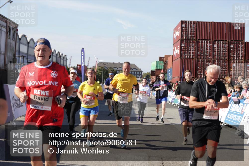03.10.2025 - Köhlbrandbrückenlauf Jannik Wohlers http://msf.ph/oto/9060581 03.10.2025 13:12:59 Ziel 4446, 4487, 4528, 4559, 4628, 4671, 4748, 4965, 5051, 5381, 5673, 5674, 6303, 6496, 6497, 6530, 6791 meine-sportfotos.de