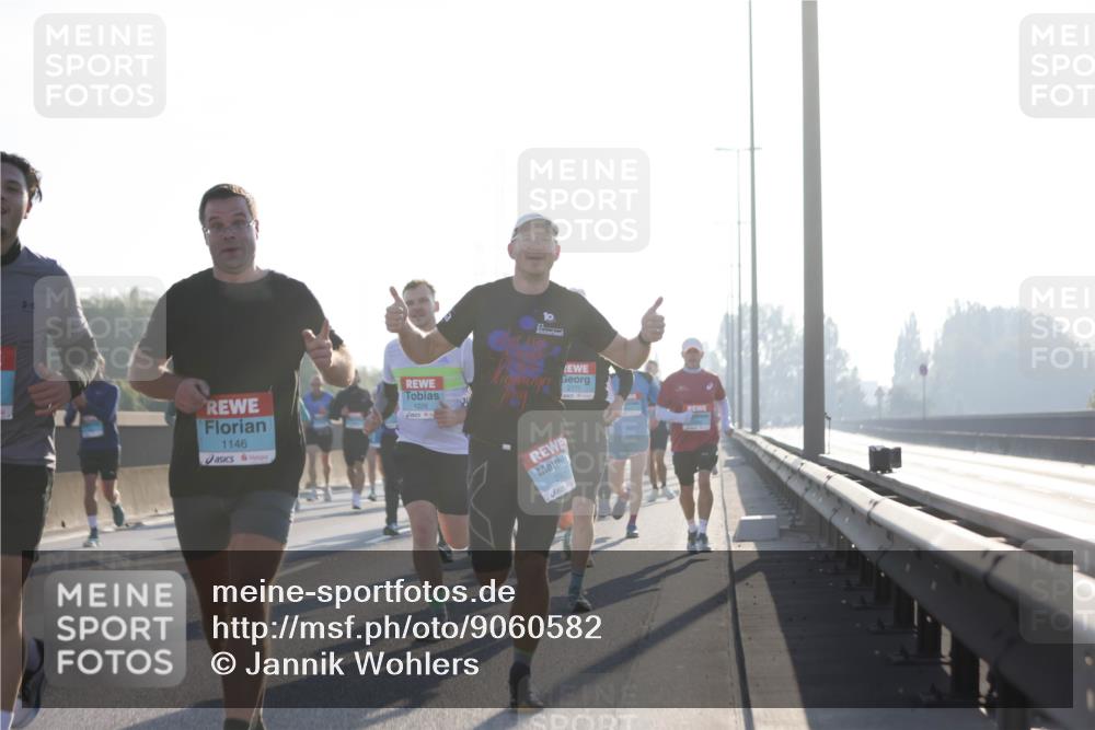 03.10.2025 - Köhlbrandbrückenlauf Jannik Wohlers http://msf.ph/oto/9060582 03.10.2025 09:14:49 Position 3 24, 1146, 10, 1226, 2777, 2962 meine-sportfotos.de