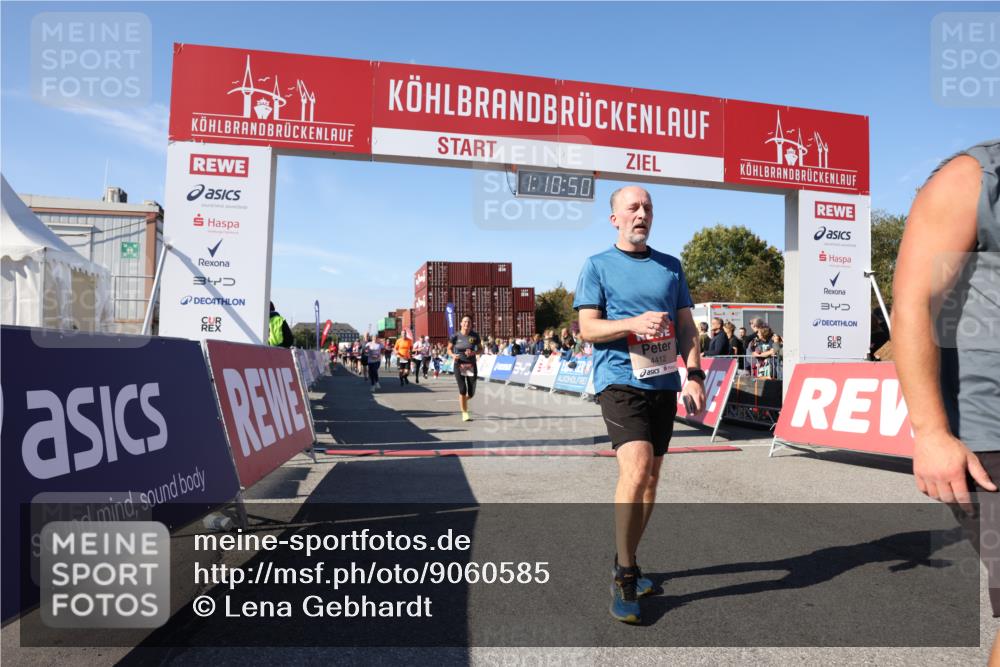 03.10.2025 - Köhlbrandbrückenlauf Lena Gebhardt http://msf.ph/oto/9060585 03.10.2025 13:10:50 Ziel 4081, 4352, 4401, 4412, 4488, 4689, 4862, 5410, 5753, 5791, 6269, 6273, 6274 meine-sportfotos.de