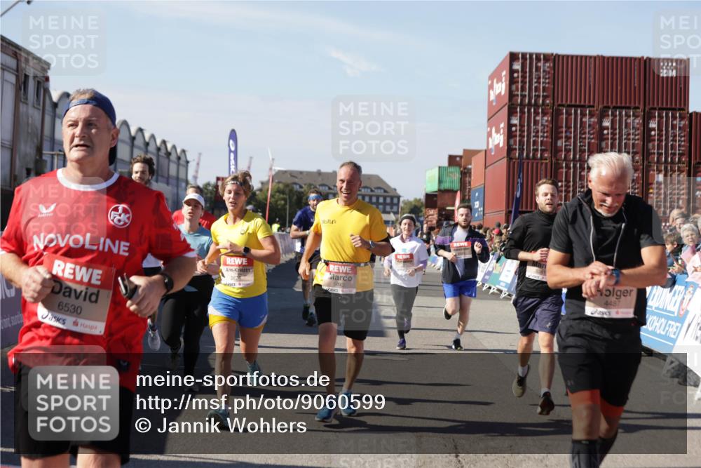 03.10.2025 - Köhlbrandbrückenlauf Jannik Wohlers http://msf.ph/oto/9060599 03.10.2025 13:12:59 Ziel 4446, 4487, 4528, 4559, 4628, 4671, 4748, 4965, 5051, 5381, 5673, 5674, 6303, 6496, 6497, 6530, 6791 meine-sportfotos.de