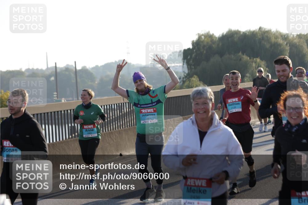 03.10.2025 - Köhlbrandbrückenlauf Jannik Wohlers http://msf.ph/oto/9060600 03.10.2025 09:22:41 Position 3 3557, 2865, 53, 2864, 2139, 2436 meine-sportfotos.de