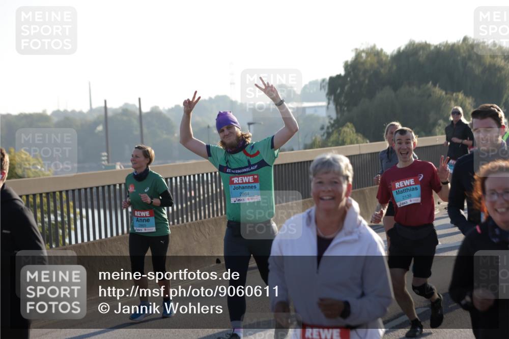 03.10.2025 - Köhlbrandbrückenlauf Jannik Wohlers http://msf.ph/oto/9060611 03.10.2025 09:22:41 Position 3 2865, 53, 2864, 2139 meine-sportfotos.de