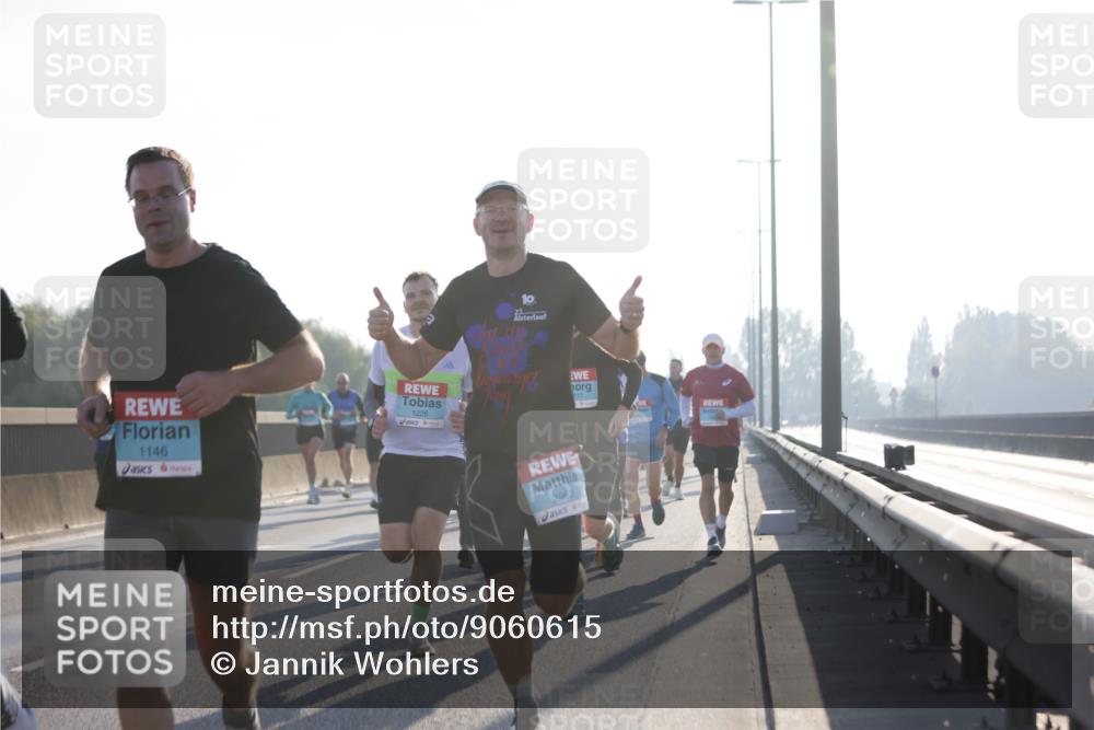 03.10.2025 - Köhlbrandbrückenlauf Jannik Wohlers http://msf.ph/oto/9060615 03.10.2025 09:14:50 Position 3 1146, 1226, 2962 meine-sportfotos.de
