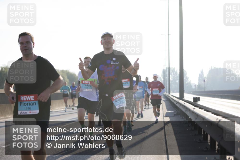 03.10.2025 - Köhlbrandbrückenlauf Jannik Wohlers http://msf.ph/oto/9060629 03.10.2025 09:14:50 Position 3 1146, 10, 1226, 2777, 2962 meine-sportfotos.de