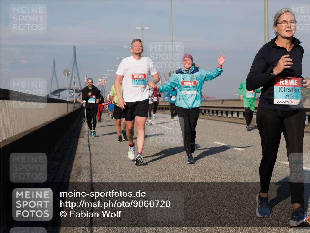 03.10.2025 - Köhlbrandbrückenlauf Fabian Wolf http://msf.ph/oto/9060720 03.10.2025 10:05:22 Position 3 3520, 3519, 2103, 27 meine-sportfotos.de