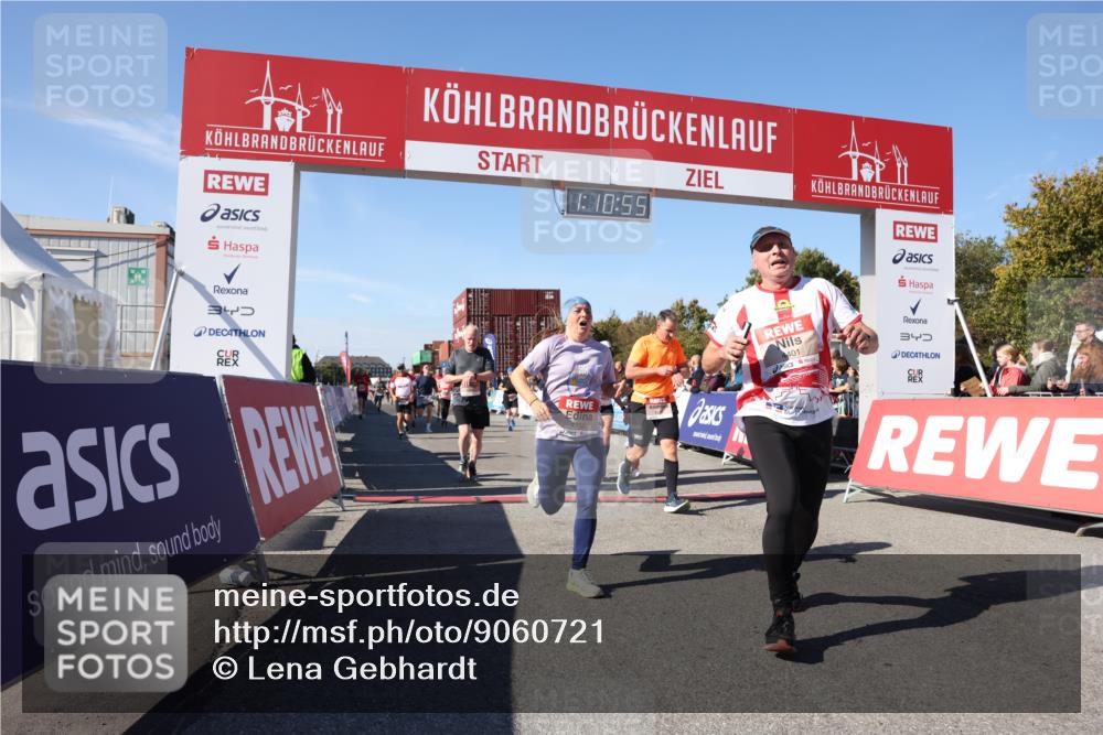 03.10.2025 - Köhlbrandbrückenlauf Lena Gebhardt http://msf.ph/oto/9060721 03.10.2025 13:10:55 Ziel 4081, 4352, 4370, 4401, 4412, 4547, 4689, 4862, 4933, 4998, 5103, 5791, 5965, 6274, 6665, 6797 meine-sportfotos.de