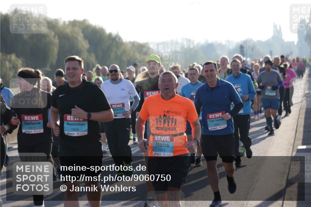 03.10.2025 - Köhlbrandbrückenlauf Jannik Wohlers http://msf.ph/oto/9060750 03.10.2025 09:22:45 Position 3 2617, 1855, 1853, 2451 meine-sportfotos.de