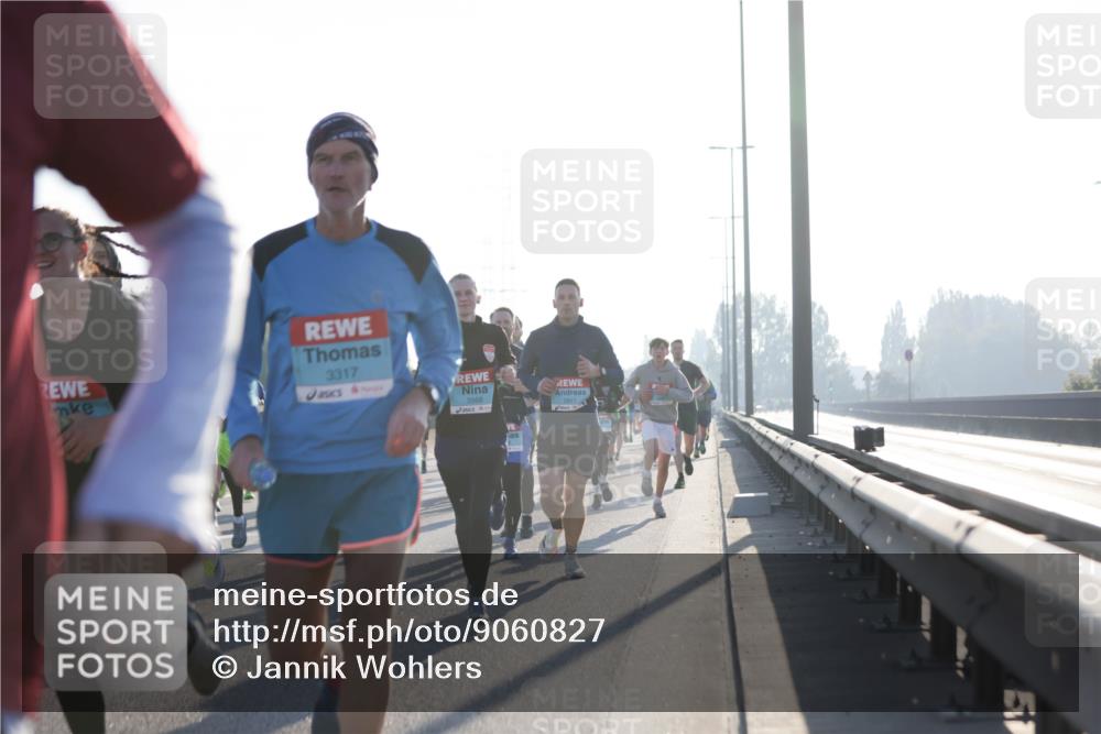 03.10.2025 - Köhlbrandbrückenlauf Jannik Wohlers http://msf.ph/oto/9060827 03.10.2025 09:14:54 Position 3 3317, 3568, 3, 2811, 51 meine-sportfotos.de