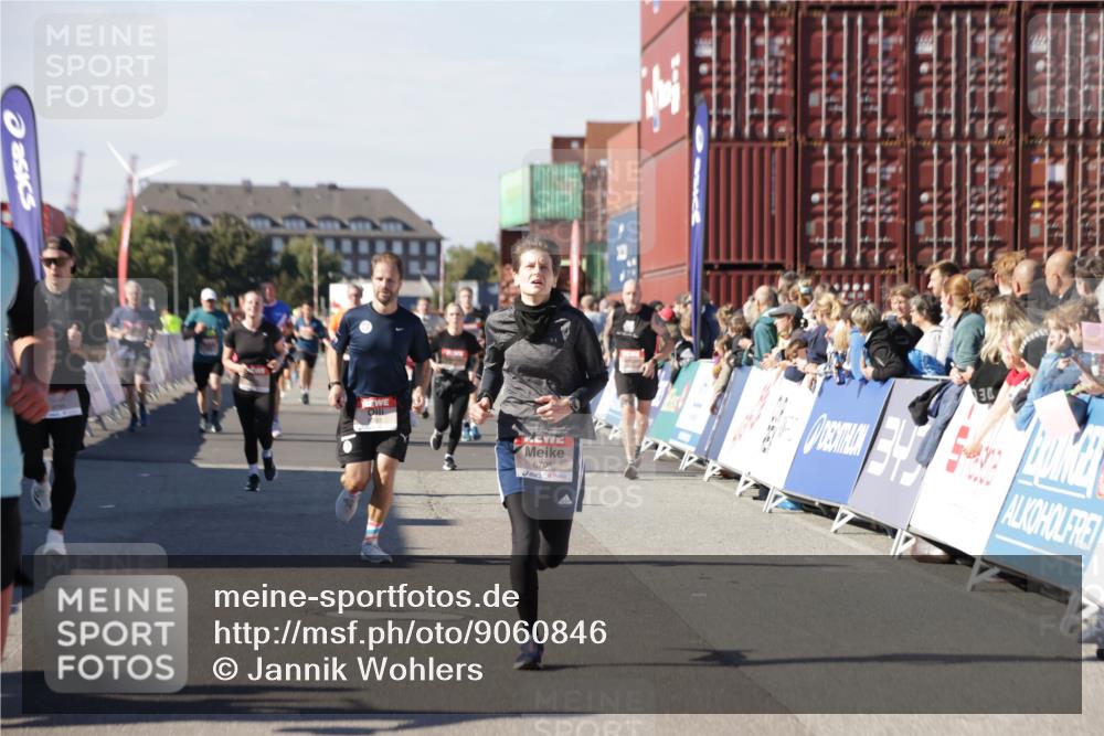 03.10.2025 - Köhlbrandbrückenlauf Jannik Wohlers http://msf.ph/oto/9060846 03.10.2025 13:13:06 Ziel 4193, 4446, 4487, 4528, 4559, 4628, 4748, 5051, 5381, 5673, 5674, 5678, 6303, 6393, 6496, 6530, 6705, 6725, 6742, 6755 meine-sportfotos.de