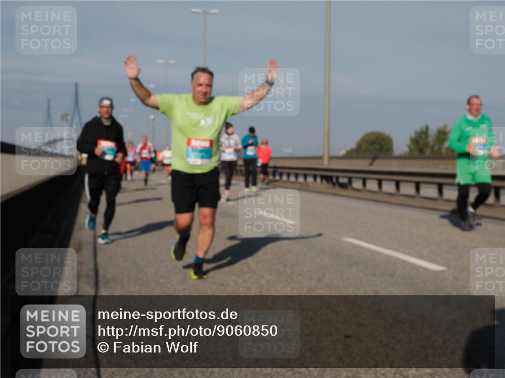 03.10.2025 - Köhlbrandbrückenlauf Fabian Wolf http://msf.ph/oto/9060850 03.10.2025 10:05:26 Position 3  meine-sportfotos.de