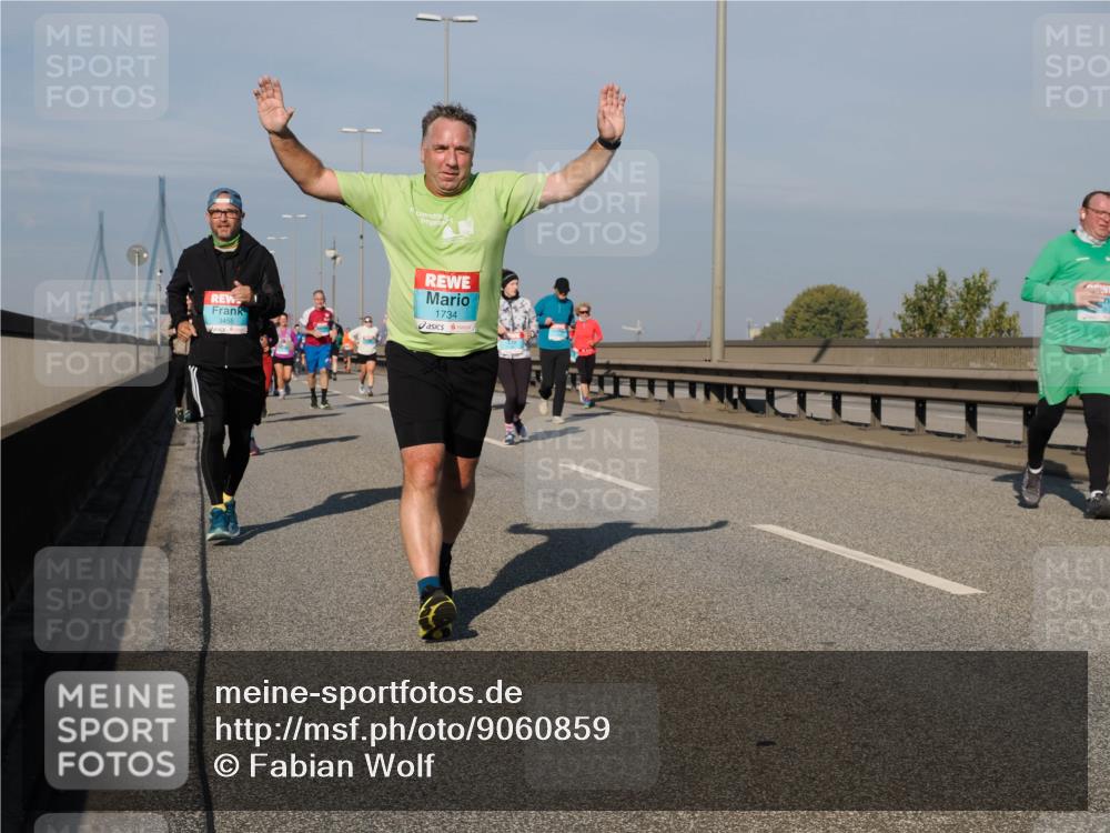 03.10.2025 - Köhlbrandbrückenlauf Fabian Wolf http://msf.ph/oto/9060859 03.10.2025 10:05:26 Position 3 3455, 1734 meine-sportfotos.de