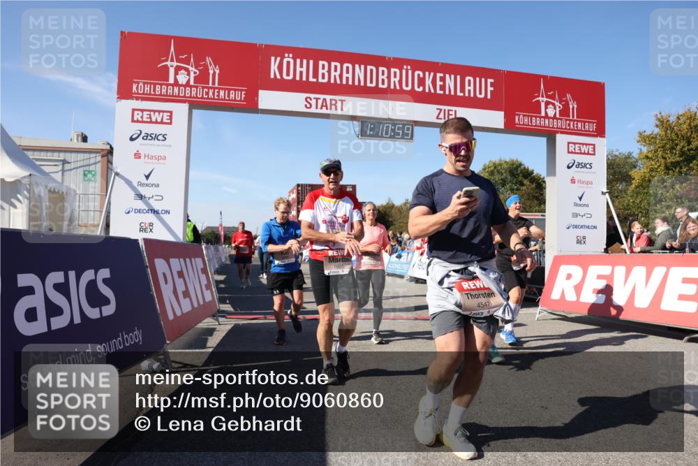 03.10.2025 - Köhlbrandbrückenlauf Lena Gebhardt http://msf.ph/oto/9060860 03.10.2025 13:10:59 Ziel 4352, 4370, 4401, 4506, 4547, 4689, 4862, 4933, 4998, 5103, 5791, 5965, 6274, 6330, 6449, 6450, 6665, 6797 meine-sportfotos.de