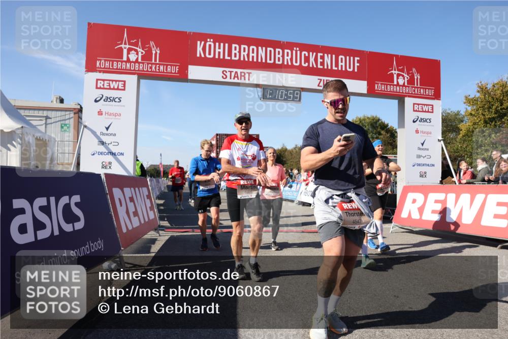03.10.2025 - Köhlbrandbrückenlauf Lena Gebhardt http://msf.ph/oto/9060867 03.10.2025 13:10:59 Ziel 4352, 4370, 4401, 4506, 4547, 4689, 4862, 4933, 4998, 5103, 5791, 5965, 6274, 6330, 6449, 6450, 6665, 6797 meine-sportfotos.de