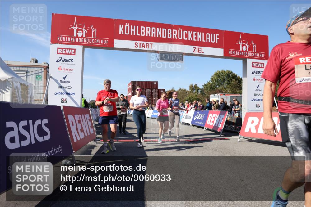 03.10.2025 - Köhlbrandbrückenlauf Lena Gebhardt http://msf.ph/oto/9060933 03.10.2025 13:11:03 Ziel 4352, 4370, 4401, 4506, 4547, 4689, 4862, 4933, 4998, 5103, 5965, 6272, 6274, 6330, 6449, 6450, 6665, 6797 meine-sportfotos.de