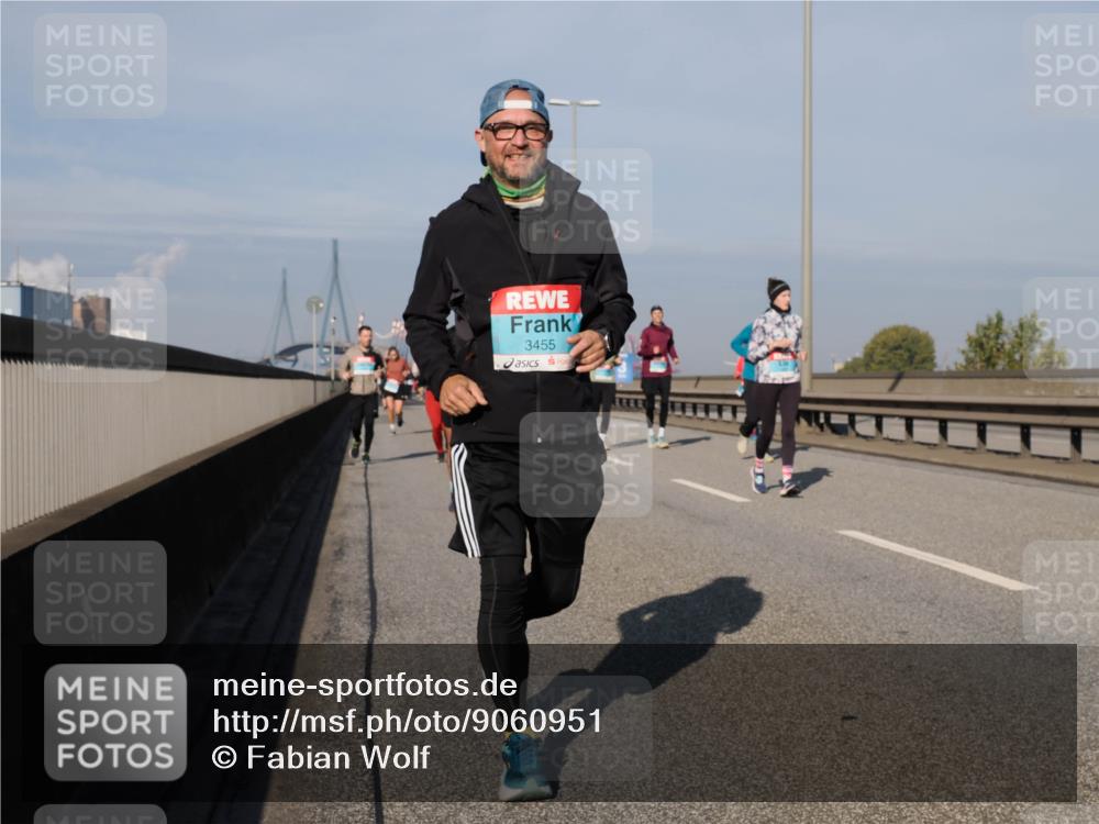 03.10.2025 - Köhlbrandbrückenlauf Fabian Wolf http://msf.ph/oto/9060951 03.10.2025 10:05:28 Position 3 3455 meine-sportfotos.de
