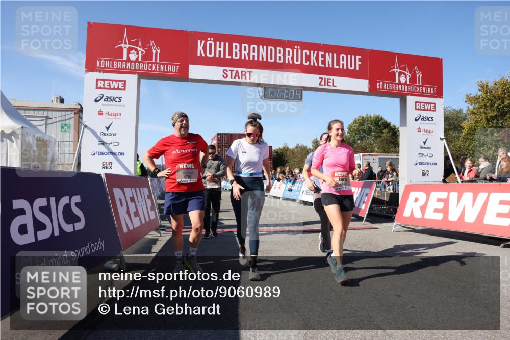 03.10.2025 - Köhlbrandbrückenlauf Lena Gebhardt http://msf.ph/oto/9060989 03.10.2025 13:11:04 Ziel 4370, 4506, 4547, 4689, 4862, 4933, 4998, 5103, 5965, 6272, 6274, 6330, 6449, 6450, 6665, 6797 meine-sportfotos.de
