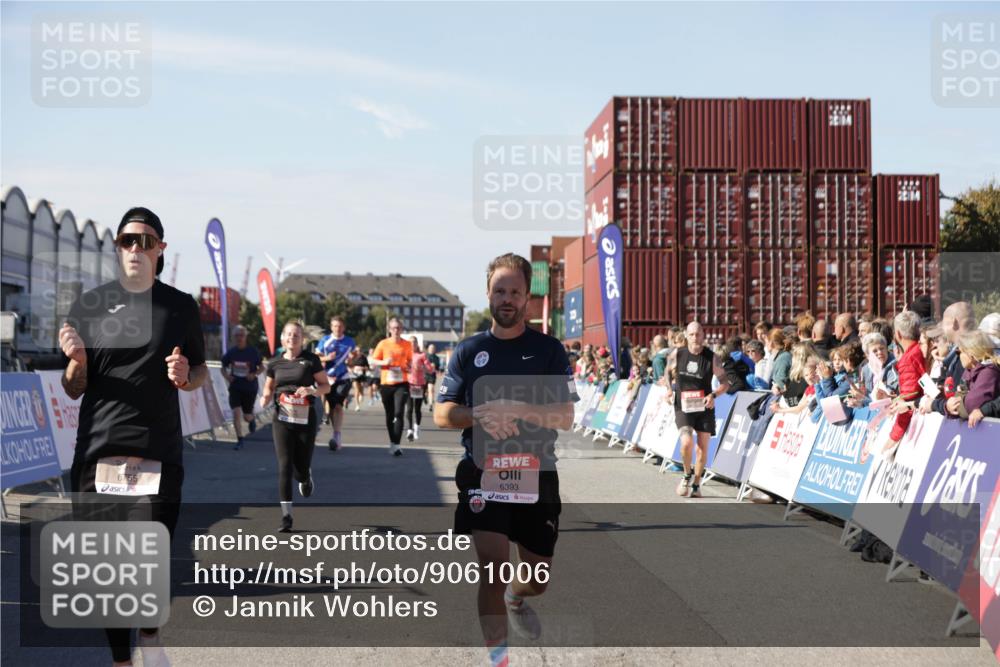 03.10.2025 - Köhlbrandbrückenlauf Jannik Wohlers http://msf.ph/oto/9061006 03.10.2025 13:13:09 Ziel 4191, 4193, 4463, 4513, 4528, 4559, 4628, 4748, 5025, 5051, 5381, 5673, 5674, 5678, 5852, 6303, 6393, 6496, 6705, 6725, 6742, 6755 meine-sportfotos.de