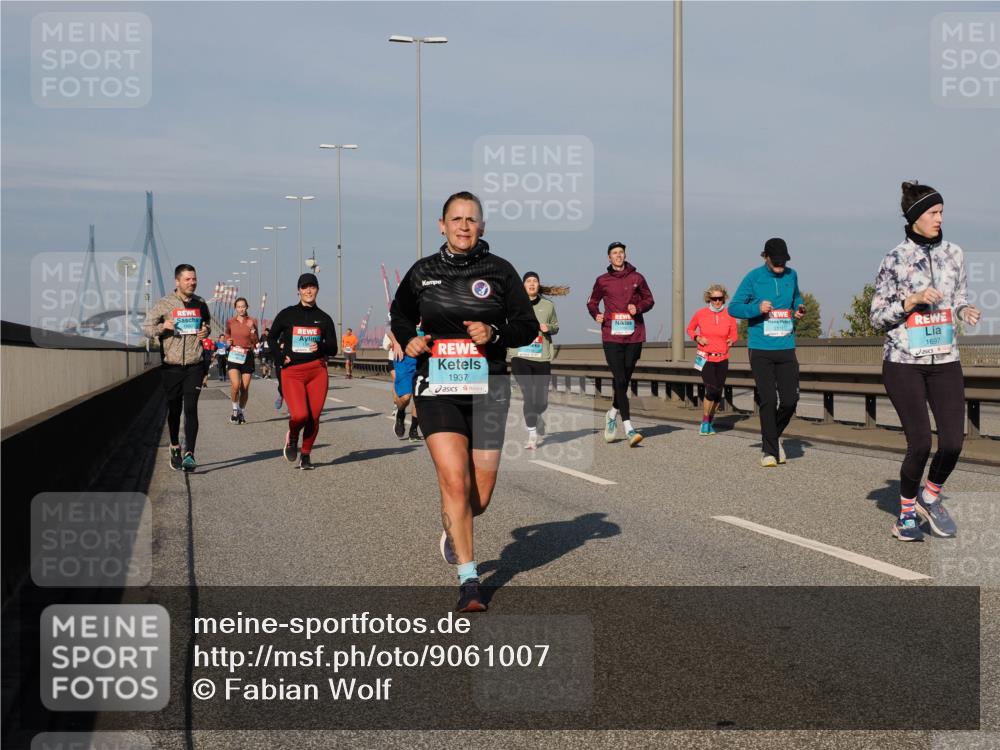 03.10.2025 - Köhlbrandbrückenlauf Fabian Wolf http://msf.ph/oto/9061007 03.10.2025 10:05:30 Position 3 1937, 1697 meine-sportfotos.de