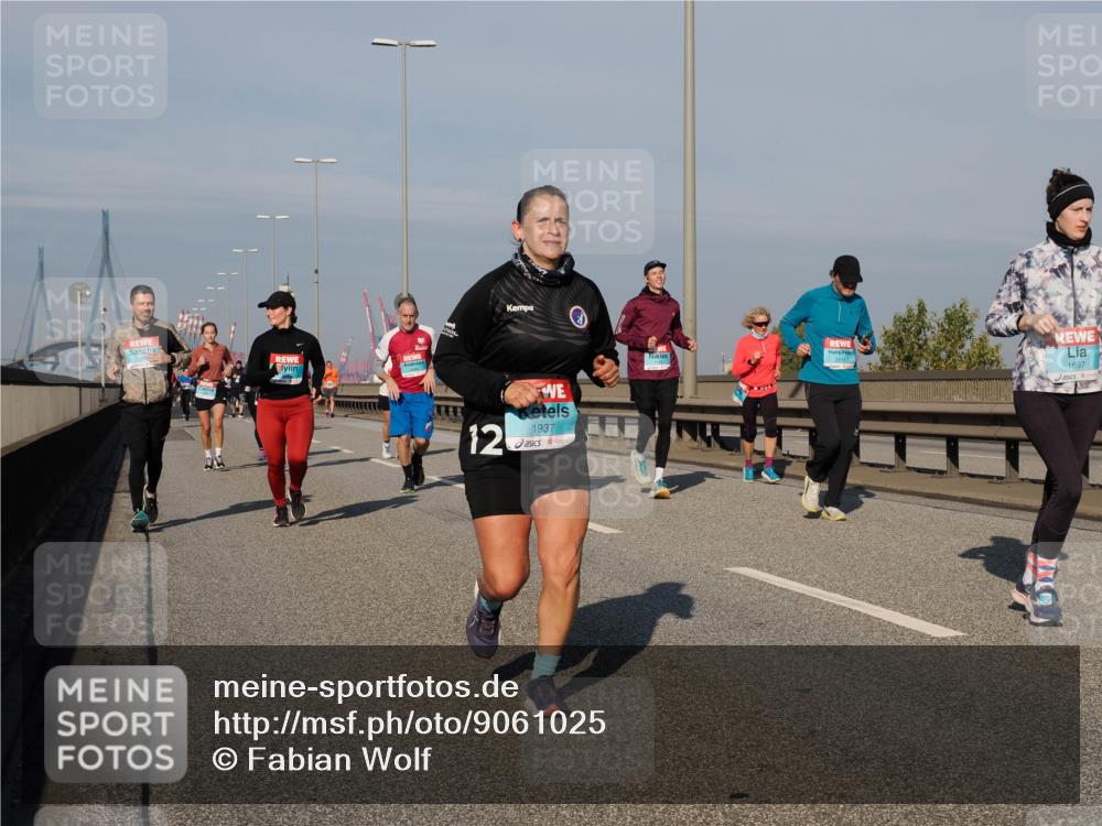 03.10.2025 - Köhlbrandbrückenlauf Fabian Wolf http://msf.ph/oto/9061025 03.10.2025 10:05:31 Position 3 12, 1937, 2111, 1697 meine-sportfotos.de