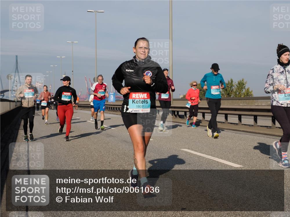 03.10.2025 - Köhlbrandbrückenlauf Fabian Wolf http://msf.ph/oto/9061036 03.10.2025 10:05:31 Position 3 4435, 1937, 1697 meine-sportfotos.de