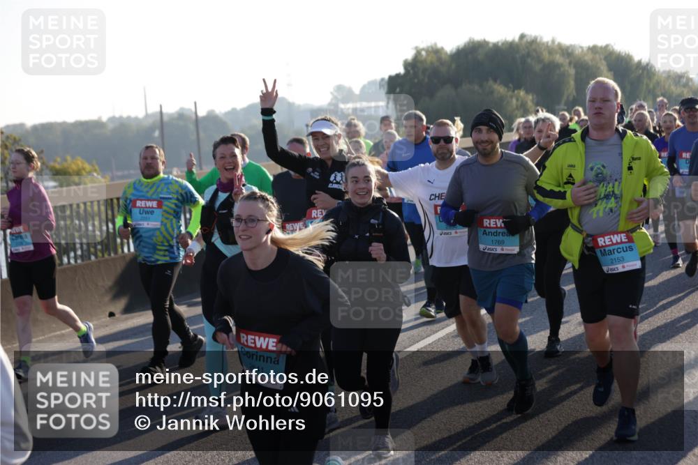 03.10.2025 - Köhlbrandbrückenlauf Jannik Wohlers http://msf.ph/oto/9061095 03.10.2025 09:22:52 Position 3 2251, 2641, 1769, 2153 meine-sportfotos.de