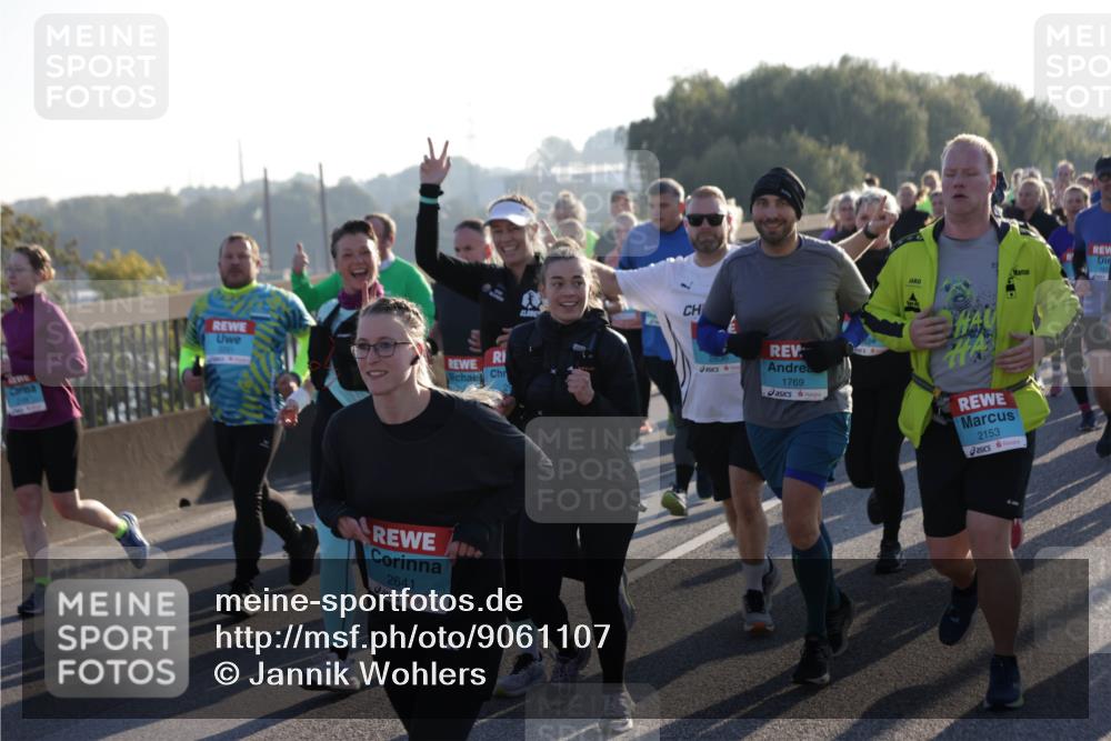 03.10.2025 - Köhlbrandbrückenlauf Jannik Wohlers http://msf.ph/oto/9061107 03.10.2025 09:22:52 Position 3 2641, 2836, 1769, 2153 meine-sportfotos.de
