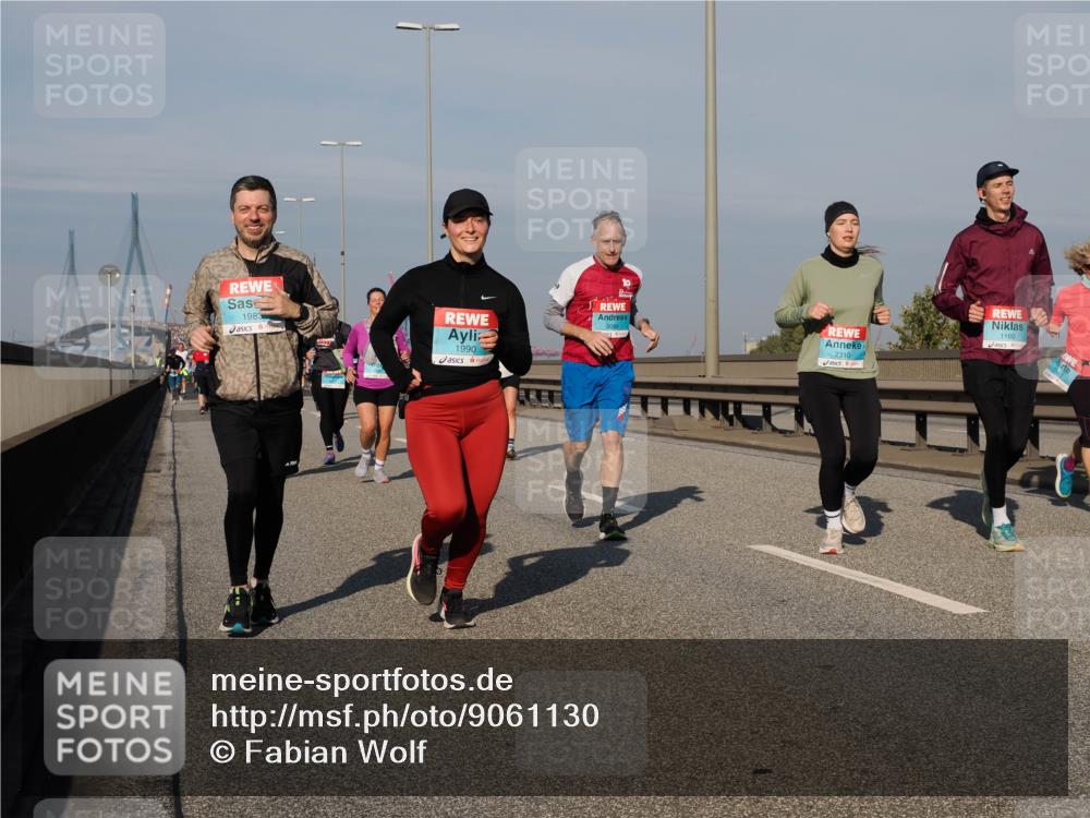 03.10.2025 - Köhlbrandbrückenlauf Fabian Wolf http://msf.ph/oto/9061130 03.10.2025 10:05:34 Position 3 1983, 1990, 2310, 1160 meine-sportfotos.de