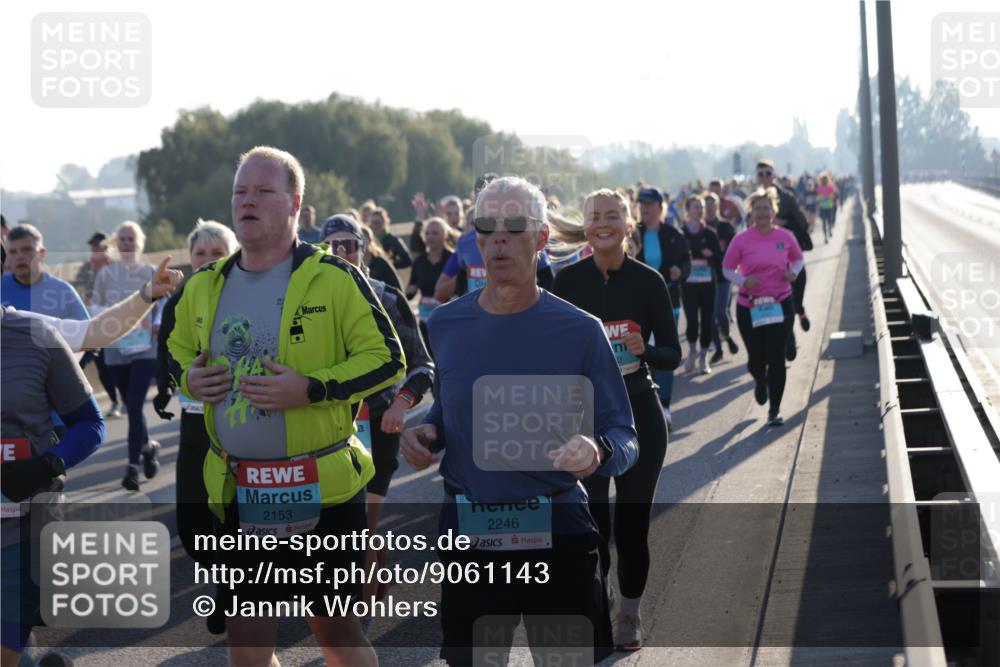 03.10.2025 - Köhlbrandbrückenlauf Jannik Wohlers http://msf.ph/oto/9061143 03.10.2025 09:22:53 Position 3 2153, 2246 meine-sportfotos.de