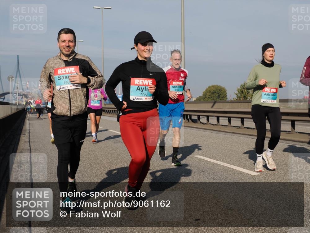03.10.2025 - Köhlbrandbrückenlauf Fabian Wolf http://msf.ph/oto/9061162 03.10.2025 10:05:34 Position 3 198, 1990, 3088, 2310 meine-sportfotos.de